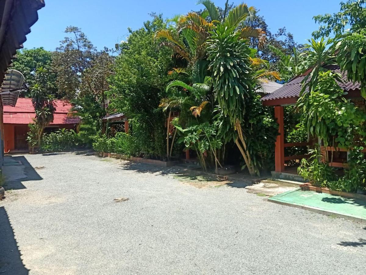 Hotel Pina House Kep Exterior foto