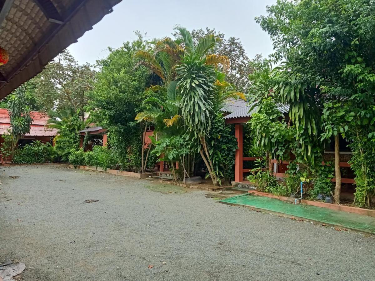 Hotel Pina House Kep Exterior foto